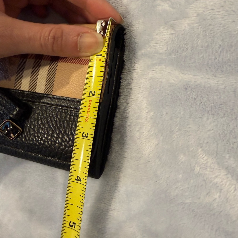 Burberry Beige and Black Plaid Wallet - Picture 16 of 16